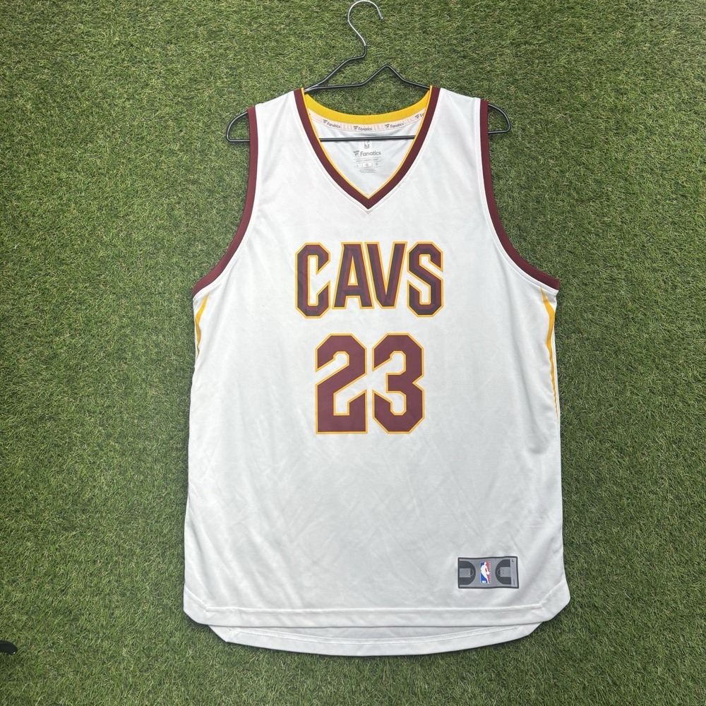 Fanatics Cleveland Cavaliers Jersey Mens Large LeBron James #23 White NBA